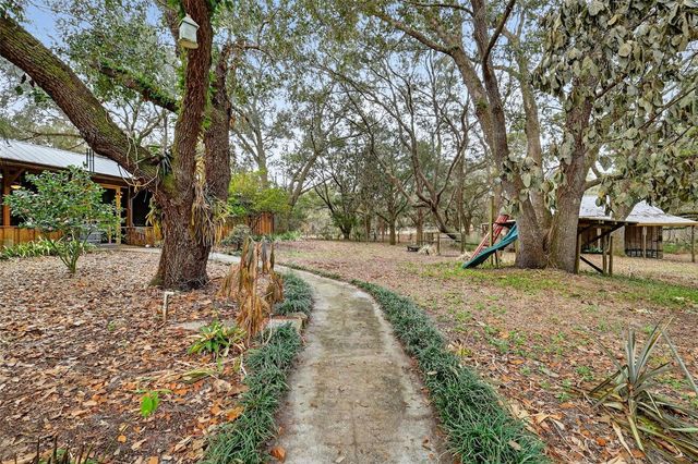 40635 THOMAS BOAT LANDING ROAD, Umatilla, FL 32784