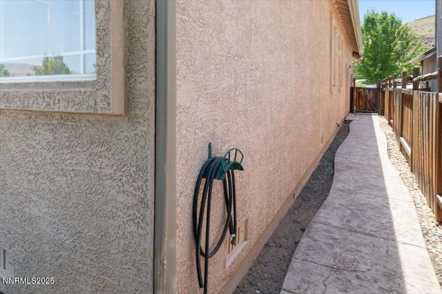 2720 Albazano Drive, Sparks, NV 89436