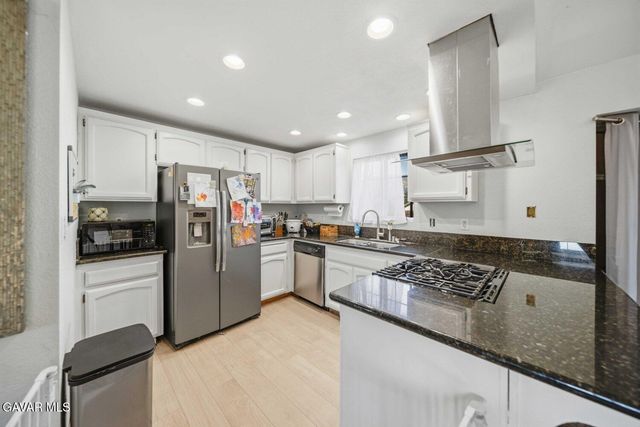 29961 Pinedale Drive, Tehachapi, CA 93561