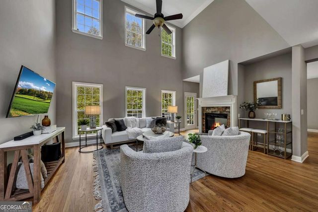 1025 Boxwood Lane, Canton, GA 30114