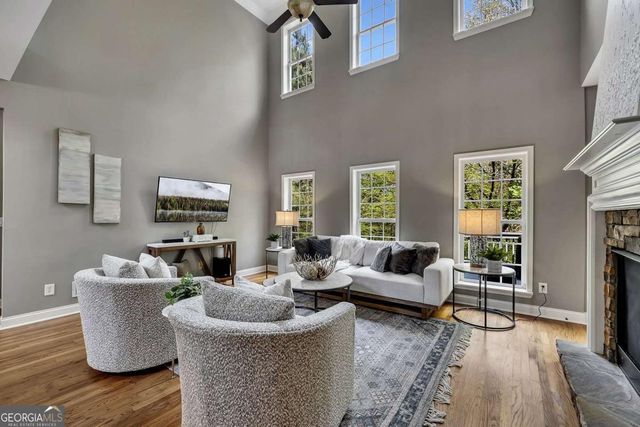 1025 Boxwood Lane, Canton, GA 30114