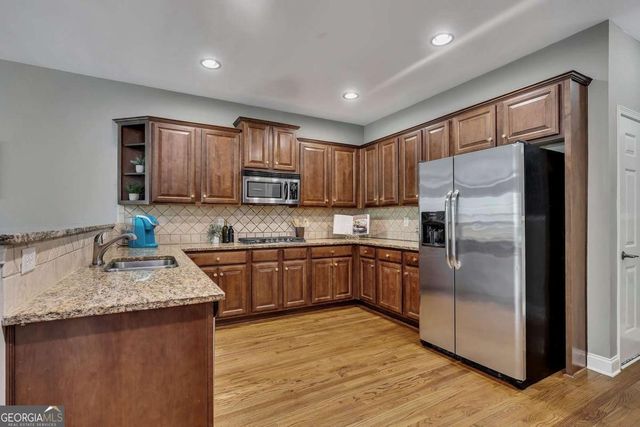 1025 Boxwood Lane, Canton, GA 30114