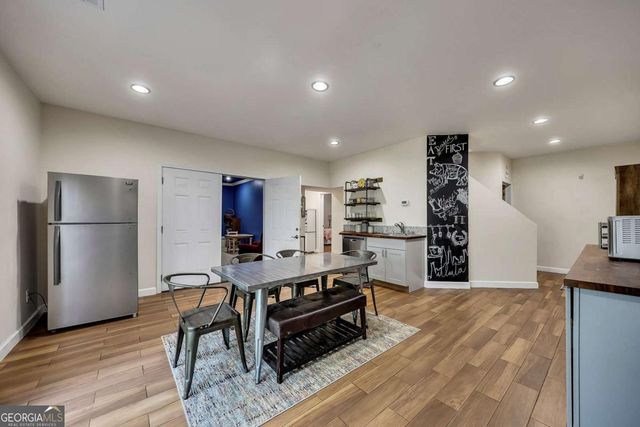 1025 Boxwood Lane, Canton, GA 30114