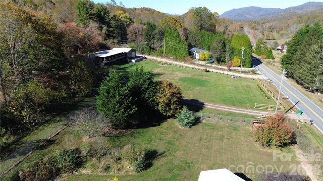 703 Garren Creek Road, Fairview, NC 28730