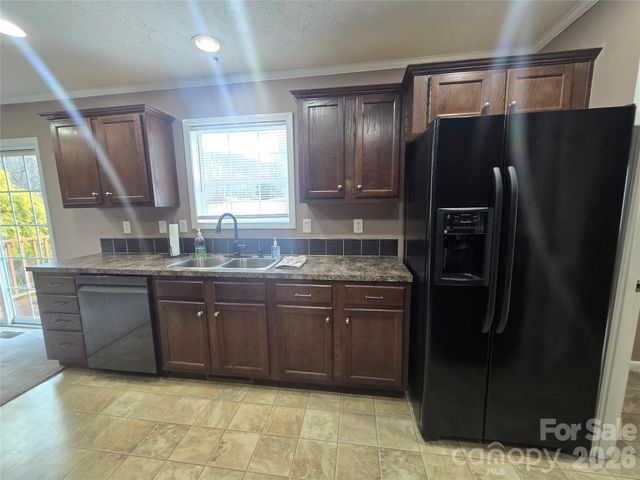 703 Garren Creek Road, Fairview, NC 28730