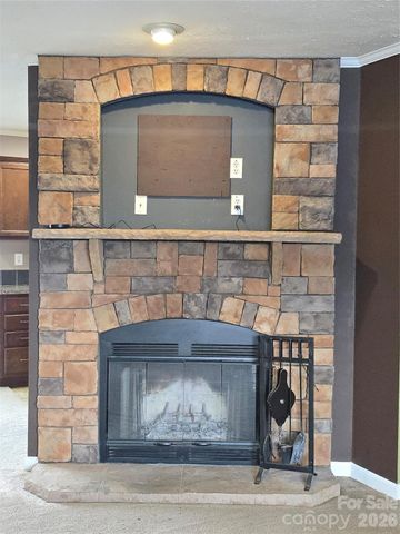 703 Garren Creek Road, Fairview, NC 28730