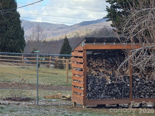 703 Garren Creek Road, Fairview, NC 28730