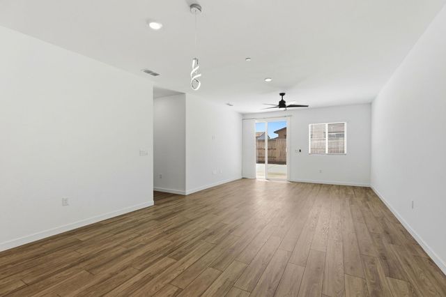 12542 Surfbird Way, Rancho Cordova, CA 95742