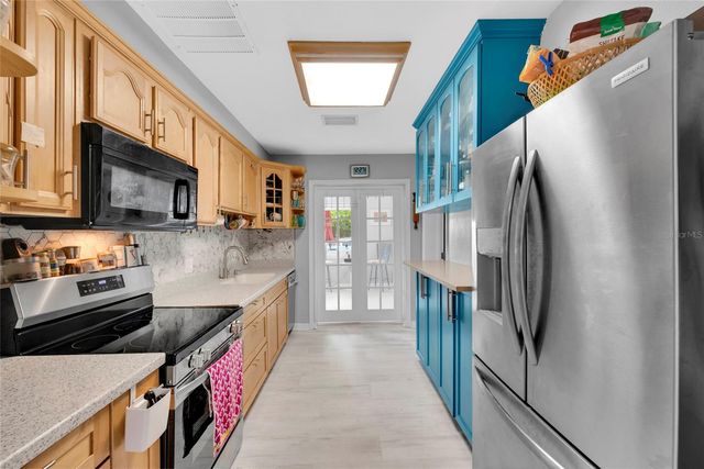 317 CRYSTAL BEACH AVENUE, Crystal Beach, FL 34681