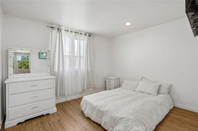 11421 Stanford Avenue, Los Angeles, CA 90059