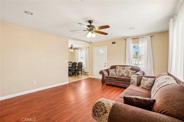 11421 Stanford Avenue, Los Angeles, CA 90059