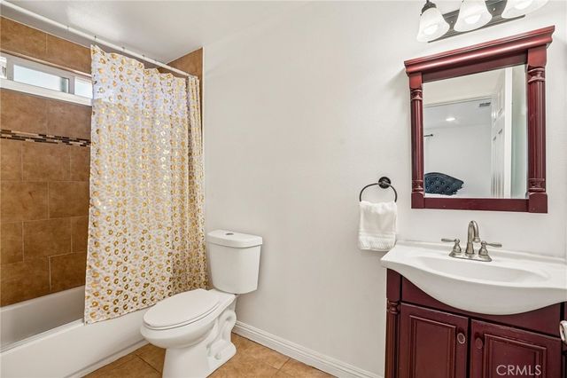 11421 Stanford Avenue, Los Angeles, CA 90059