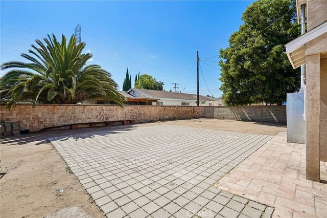 11421 Stanford Avenue, Los Angeles, CA 90059