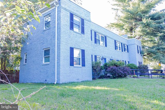 501 32ND ST SE, Washington, DC 20019