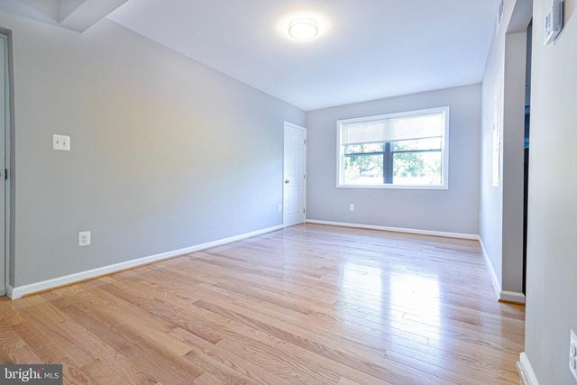 501 32ND ST SE, Washington, DC 20019