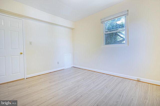501 32ND ST SE, Washington, DC 20019