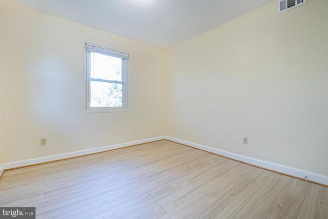 501 32ND ST SE, Washington, DC 20019