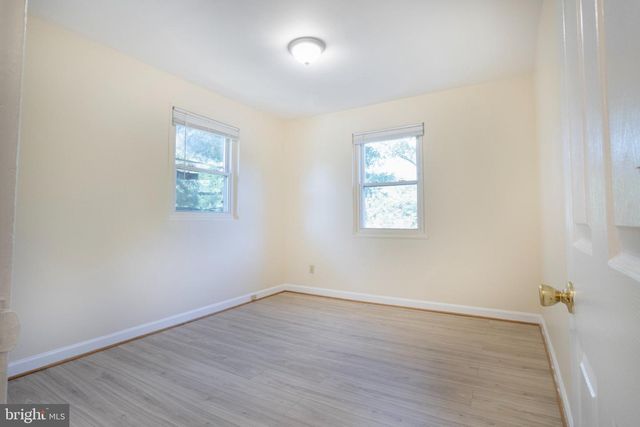 501 32ND ST SE, Washington, DC 20019