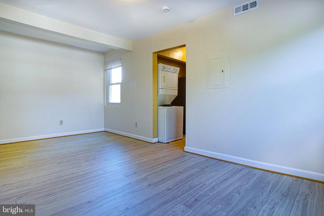 501 32ND ST SE, Washington, DC 20019