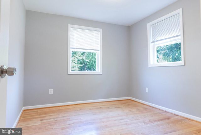 501 32ND ST SE, Washington, DC 20019