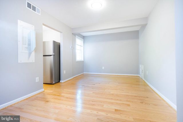 501 32ND ST SE, Washington, DC 20019