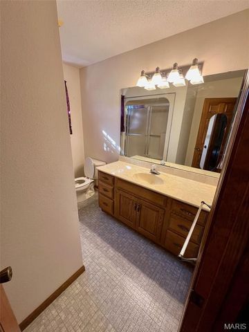 1976 Highway 28, Owensville, MO 65066