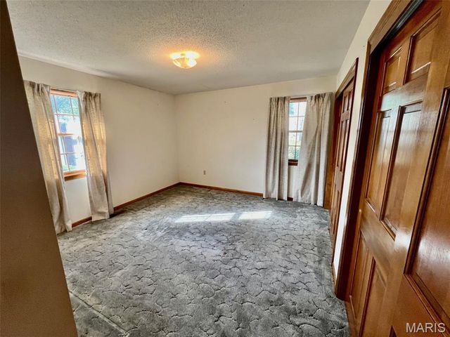 1976 Highway 28, Owensville, MO 65066