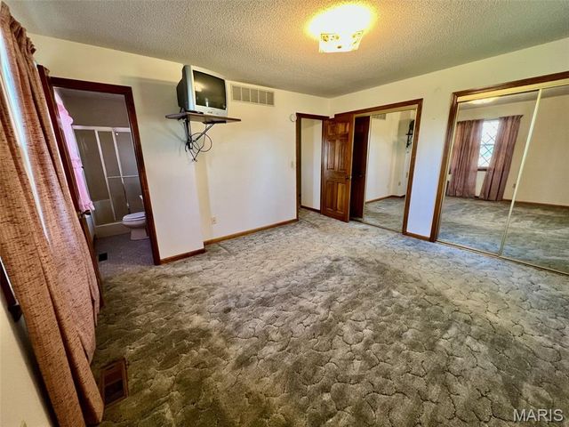 1976 Highway 28, Owensville, MO 65066