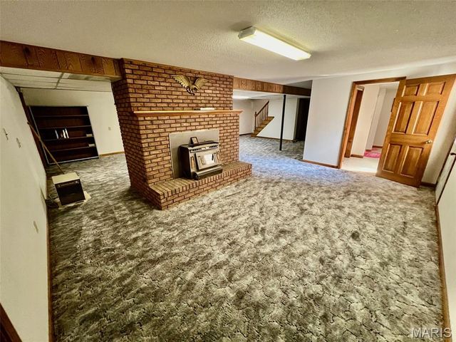 1976 Highway 28, Owensville, MO 65066