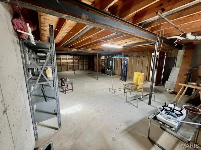 1976 Highway 28, Owensville, MO 65066