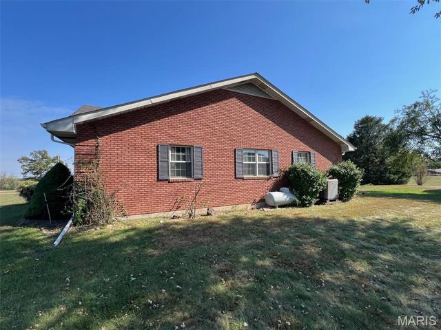1976 Highway 28, Owensville, MO 65066