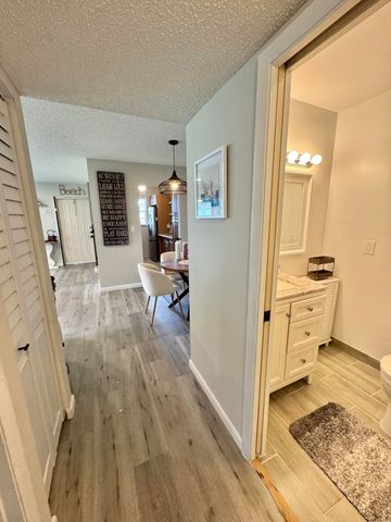 1342 High Point Way SE D, Delray Beach, FL 33445
