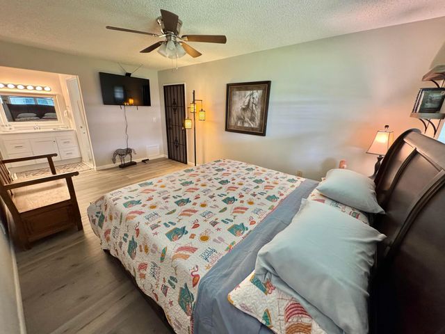 1342 High Point Way SE D, Delray Beach, FL 33445