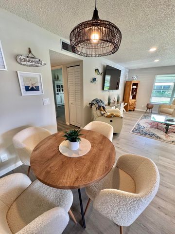 1342 High Point Way SE D, Delray Beach, FL 33445