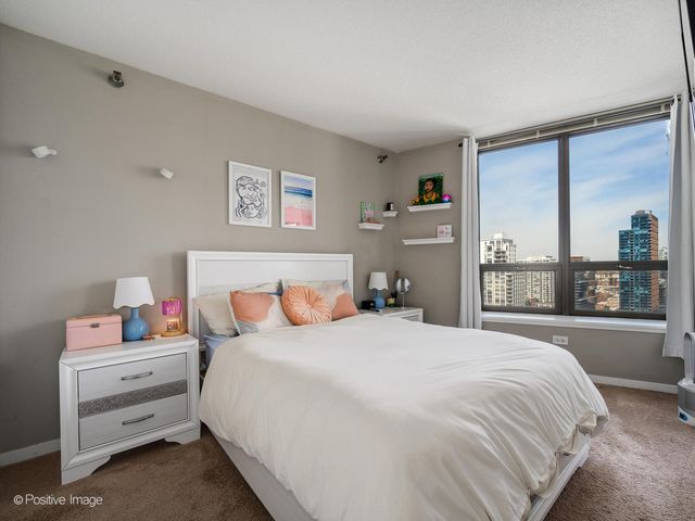 400 N LaSalle Drive 2312, Chicago, IL 60654