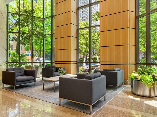 400 N LaSalle Drive 2312, Chicago, IL 60654