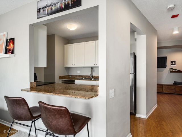 400 N LaSalle Drive 2312, Chicago, IL 60654