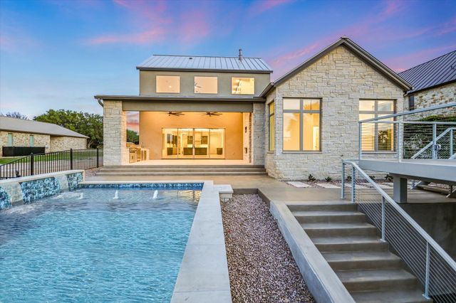 98 Wennmohs PL, Horseshoe Bay, TX 78657