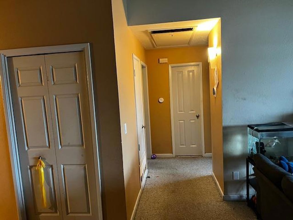 Image 7 of property listing at 182 Kern Street 45, Salinas, CA 93905