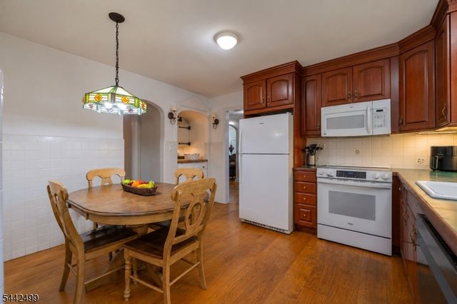 1100 Edgewood Road, Elizabeth City, NJ 07208