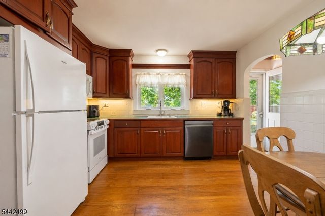 1100 Edgewood Road, Elizabeth City, NJ 07208