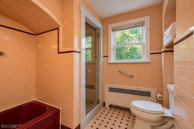 1100 Edgewood Road, Elizabeth City, NJ 07208