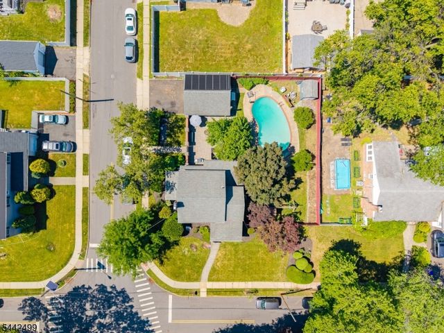 1100 Edgewood Road, Elizabeth City, NJ 07208