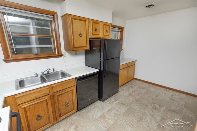 3115-3117 Beech Street, Midland, MI 48642