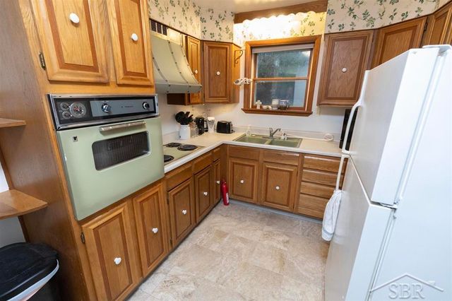 3115-3117 Beech Street, Midland, MI 48642