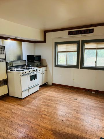 21860 W Il-113 Highway, Custer Park, IL 60481