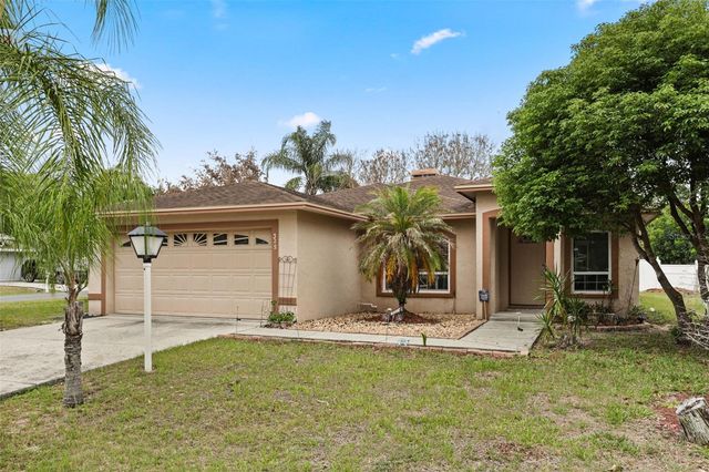 329 LAKE DAISY LOOP, Winter Haven, FL 33884