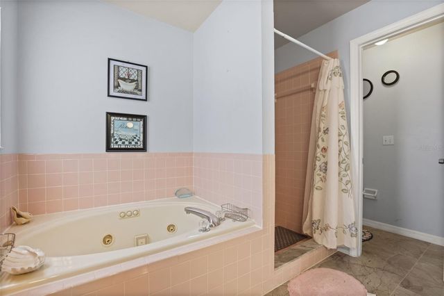 329 LAKE DAISY LOOP, Winter Haven, FL 33884