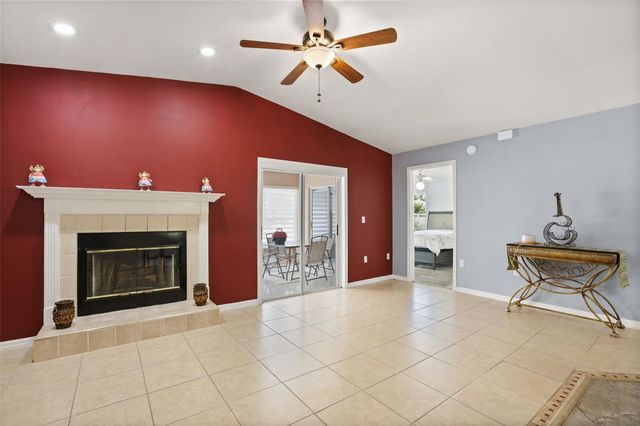 329 LAKE DAISY LOOP, Winter Haven, FL 33884