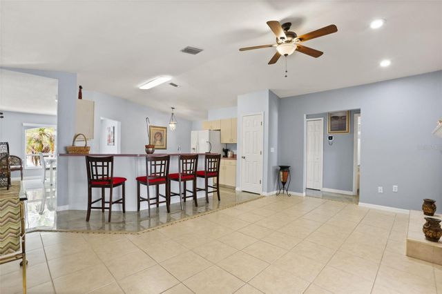 329 LAKE DAISY LOOP, Winter Haven, FL 33884